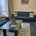 Elit - And Hill View Apartment *