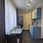 Elit - And Hill View Apartment