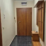 Elit - And Hill View Apartment *